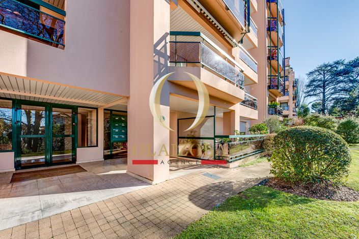 Image No.12-3 Bed Apartment for sale