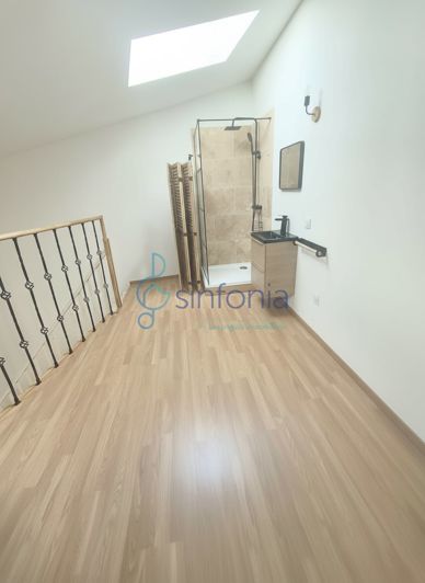 Image No.5-2 Bed House for sale