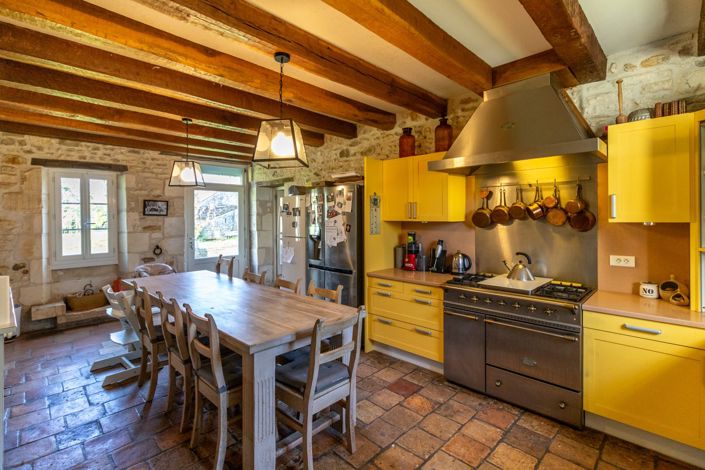 Image No.6-Maison de 7 chambres à vendre à Corme-Royal