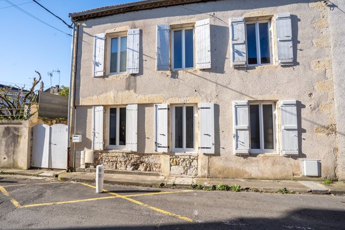 Image No.2-Maison de 4 chambres à vendre à Condom