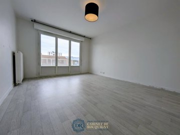 1 - Orléans, Apartment