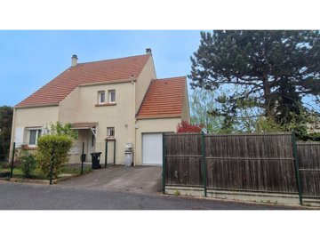 1 - La Chapelle-en-Serval, House