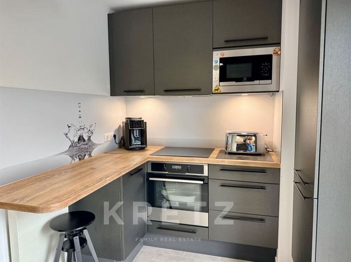 Image No.10-3 Bed Apartment for sale