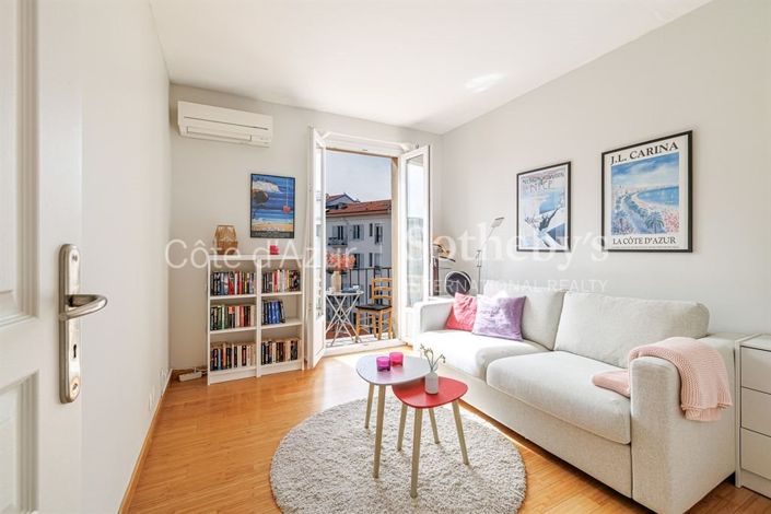 Image No.10-Appartement de 2 chambres à vendre à Nice