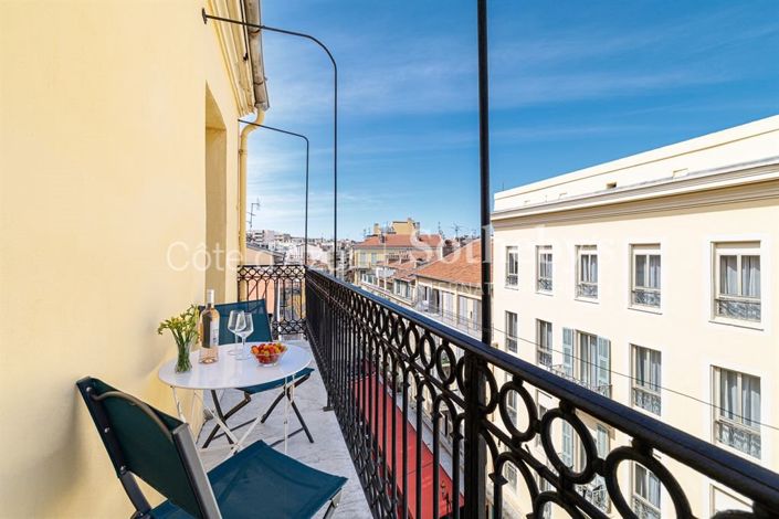 Image No.2-Appartement de 2 chambres à vendre à Nice