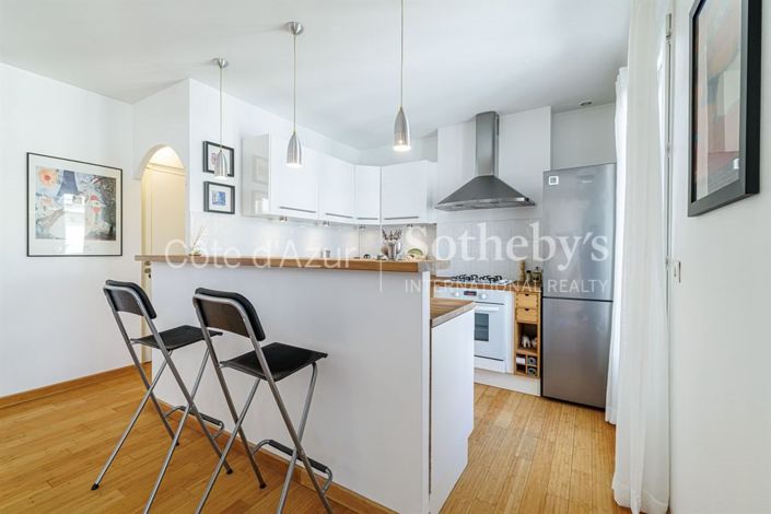 Image No.8-Appartement de 2 chambres à vendre à Nice