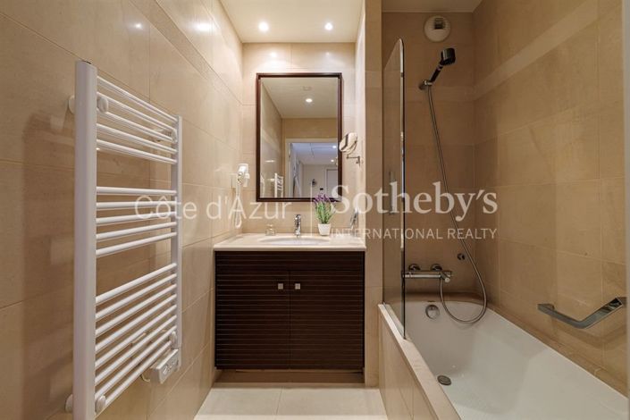 Image No.12-Appartement de 2 chambres à vendre à Nice