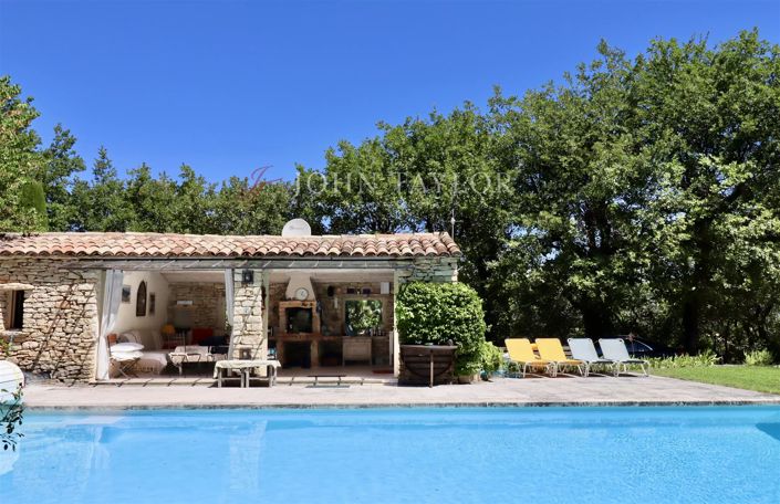 Image No.3-Maison de 6 chambres à vendre à Gordes