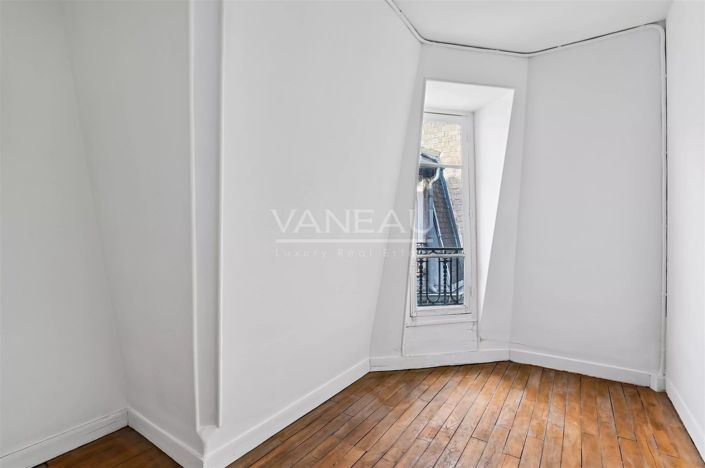 Image No.13-2 Bed Apartment for sale