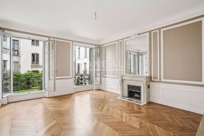 Image No.2-Appartement de 2 chambres à vendre à Paris