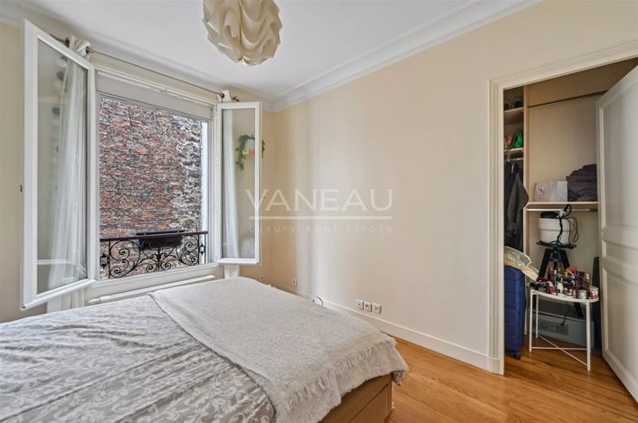 Image No.17-4 Bed Apartment for sale