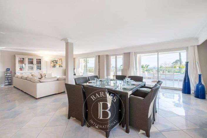 Image No.5-3 Bed Apartment for sale