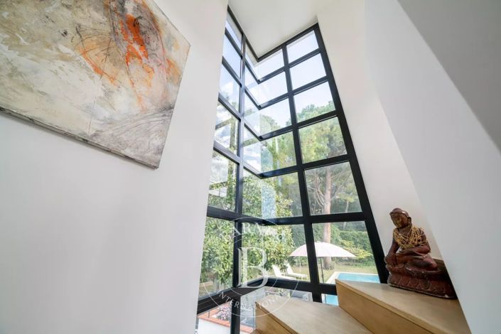 Image No.13-4 Bed House for sale