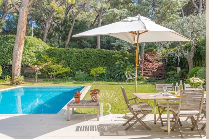 Image No.14-4 Bed House for sale