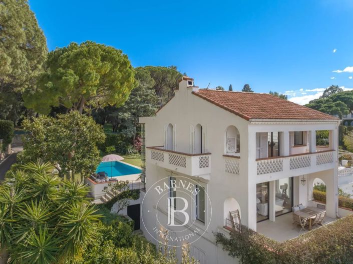 Image No.16-4 Bed House for sale