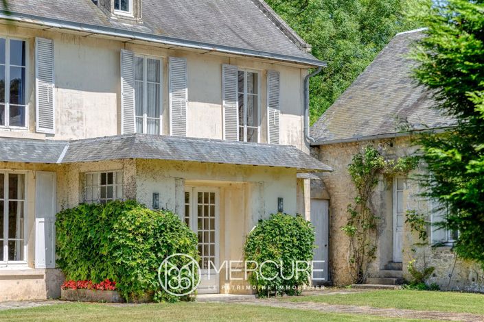 Image No.3-8 Bed House for sale