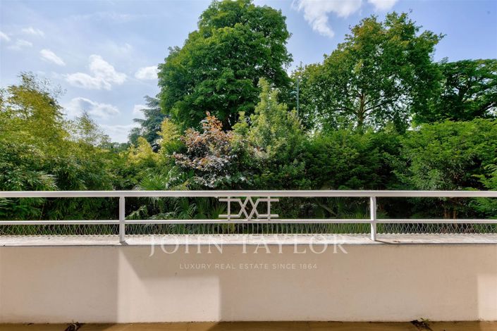 Image No.2-4 Bed Apartment for sale