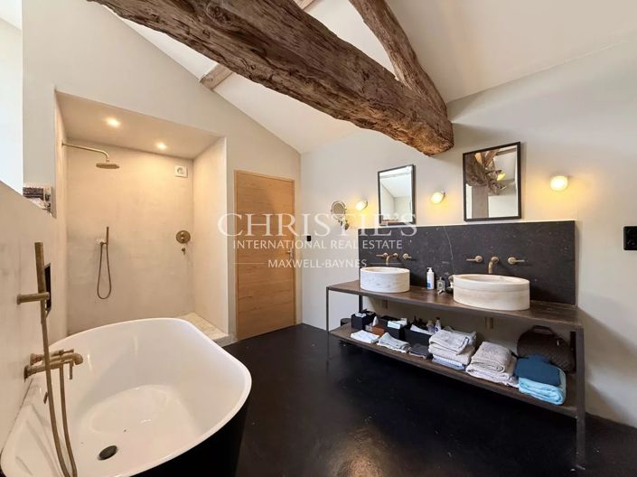 Image No.19-3 Bed House for sale