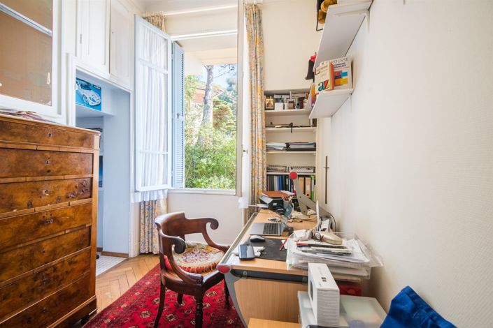 Image No.20-3 Bed House for sale