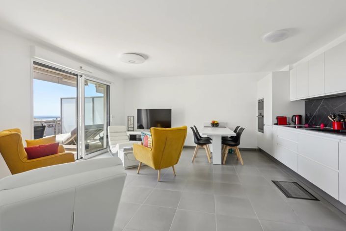 Image No.4-3 Bed Apartment for sale