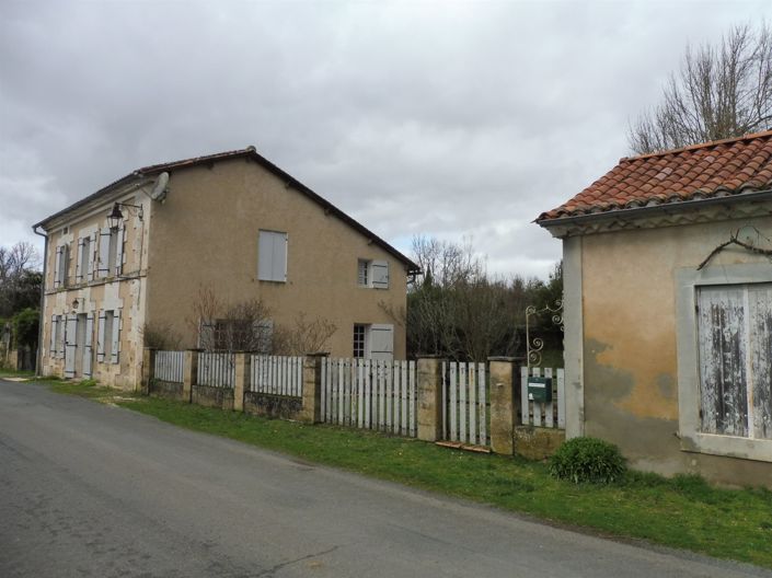Image No.2-Maison de 4 chambres à vendre à Ponteyraud