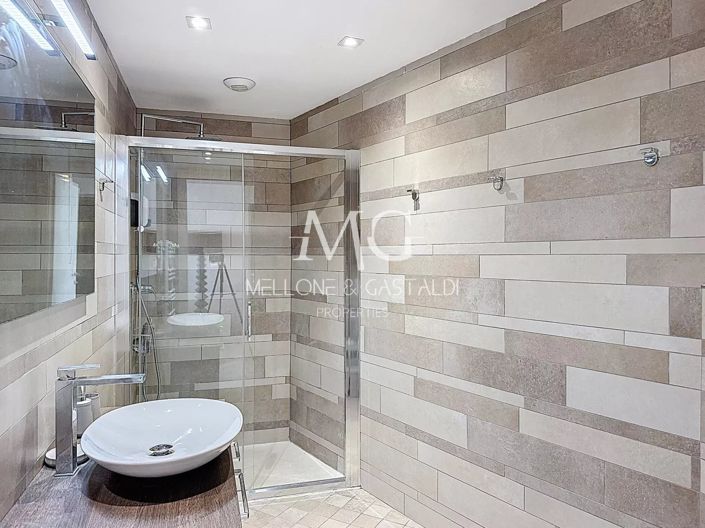 Image No.9-3 Bed Apartment for sale