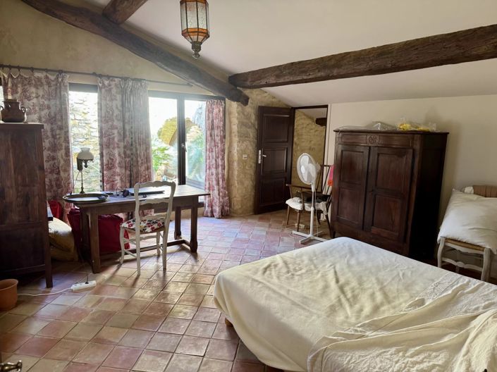 Image No.10-4 Bed House for sale