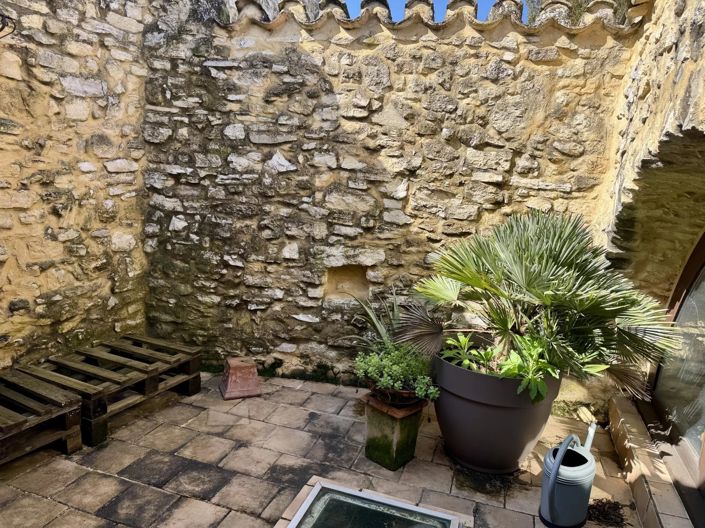 Image No.12-4 Bed House for sale