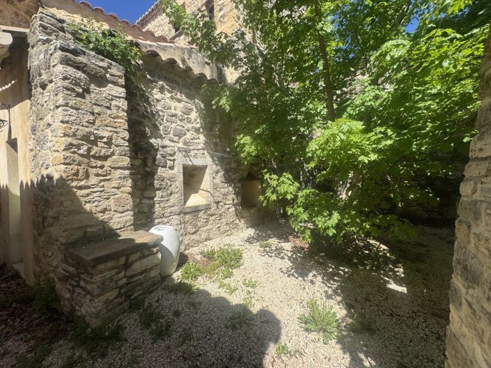 Image No.18-4 Bed House for sale