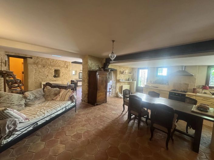 Image No.8-4 Bed House for sale
