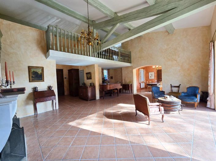 Image No.3-3 Bed House for sale