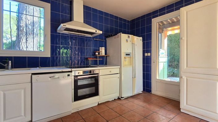 Image No.7-3 Bed House for sale