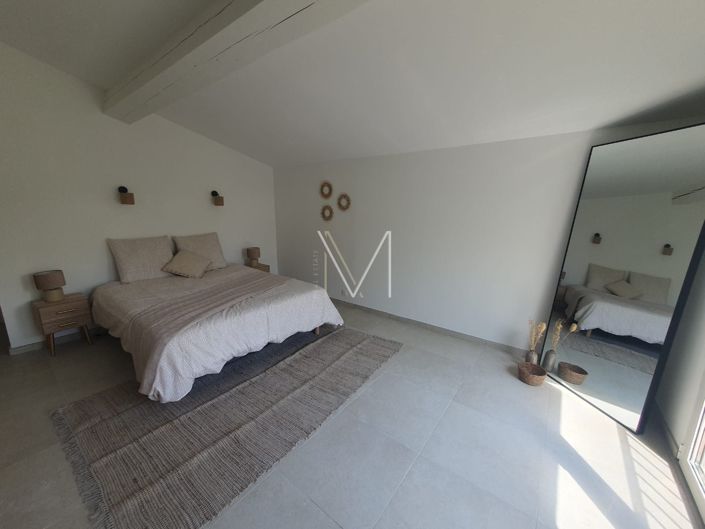 Image No.24-4 Bed House for sale