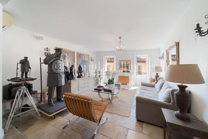 Image No.6-3 Bed Apartment for sale