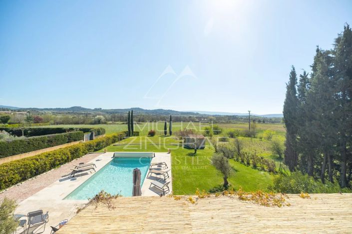 Image No.10-4 Bed House for sale