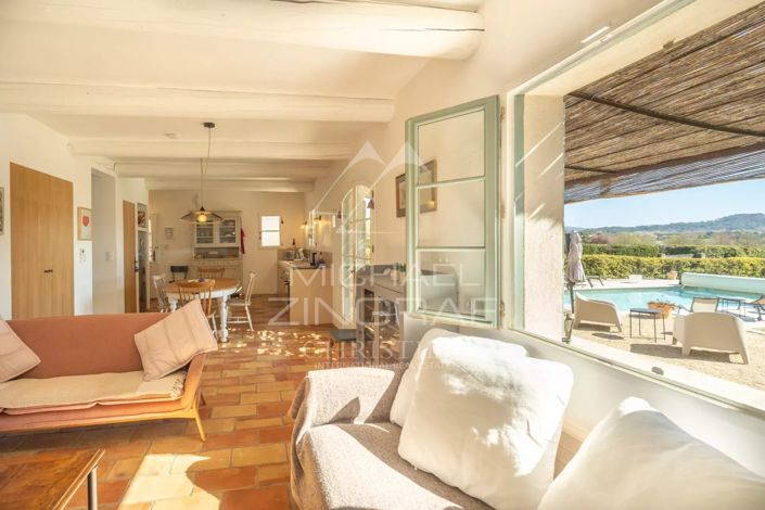 Image No.4-4 Bed House for sale