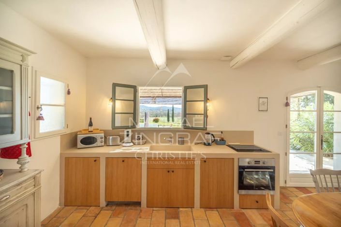 Image No.5-4 Bed House for sale