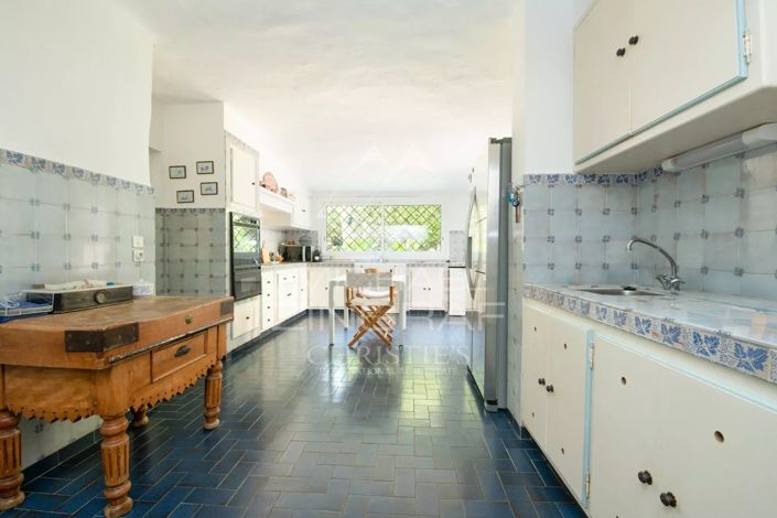 Image No.7-4 Bed House for sale