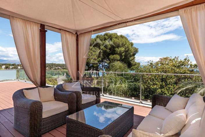 Image No.14-4 Bed House for sale