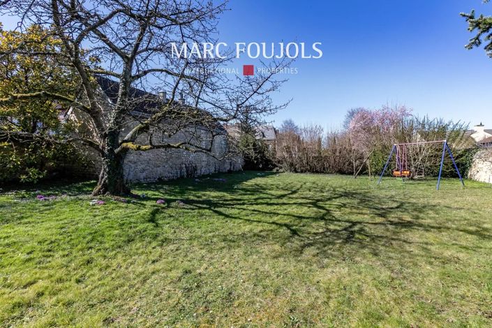 Image No.11-11 Bed House for sale