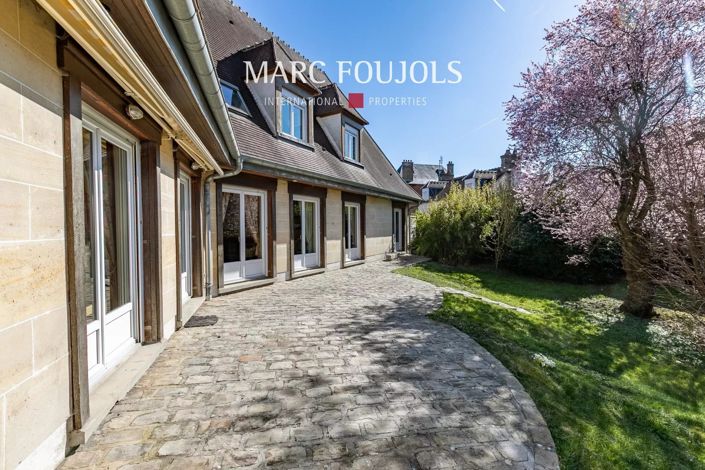 Image No.3-11 Bed House for sale