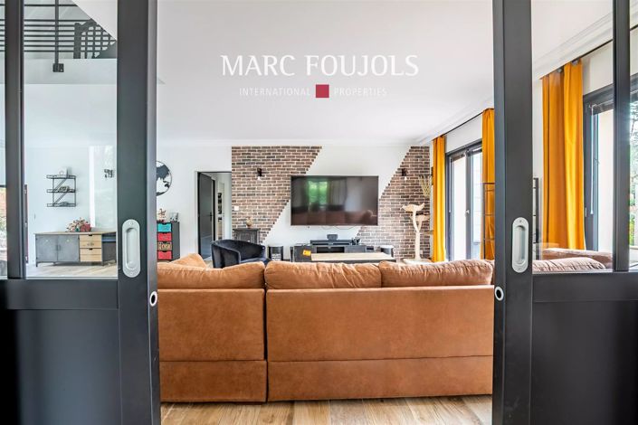 Image No.18-5 Bed House for sale