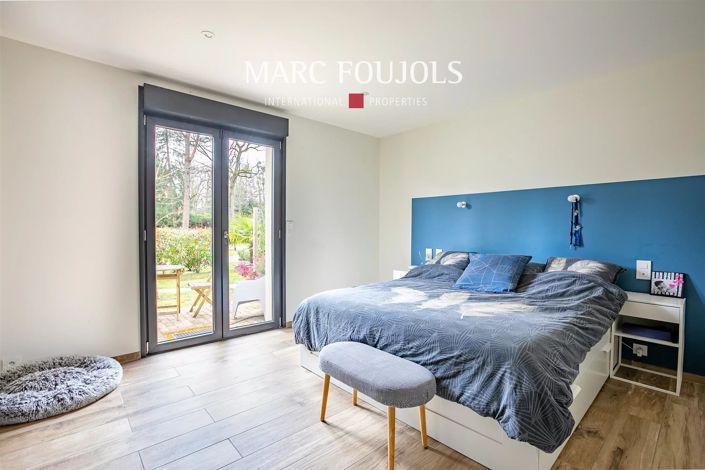 Image No.20-5 Bed House for sale