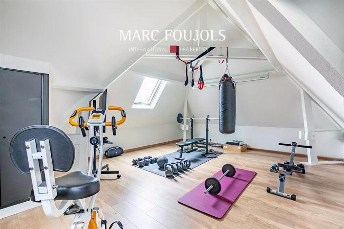 Image No.25-5 Bed House for sale