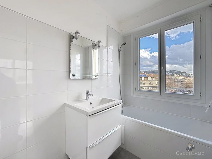 Image No.7-1 Bed Apartment for sale