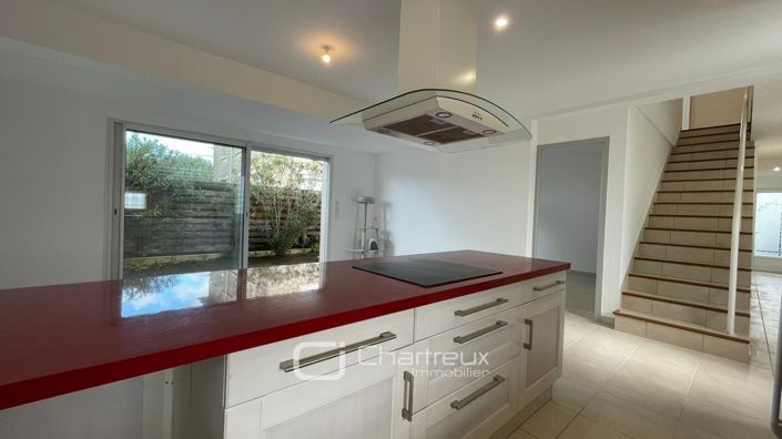 Image No.10-4 Bed House for sale