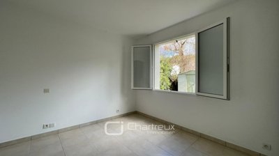 aq5osw6u5glup65n14