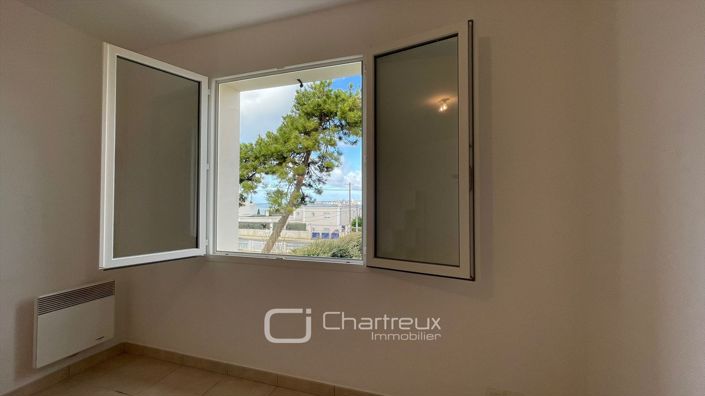 Image No.22-4 Bed House for sale