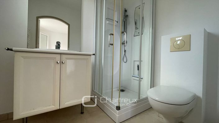 Image No.26-4 Bed House for sale