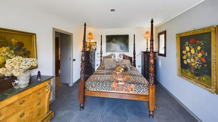 Image No.17-3 Bed House for sale